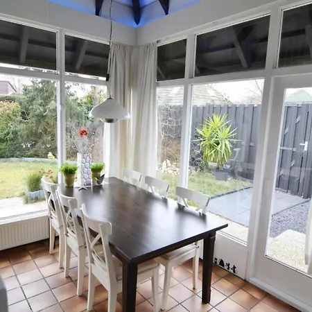 Dom wakacyjny Bungalowpark De Toekomst *